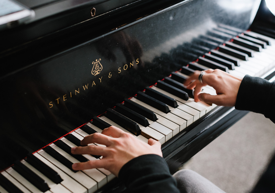 suzuki-group-piano-for-adult-restarters