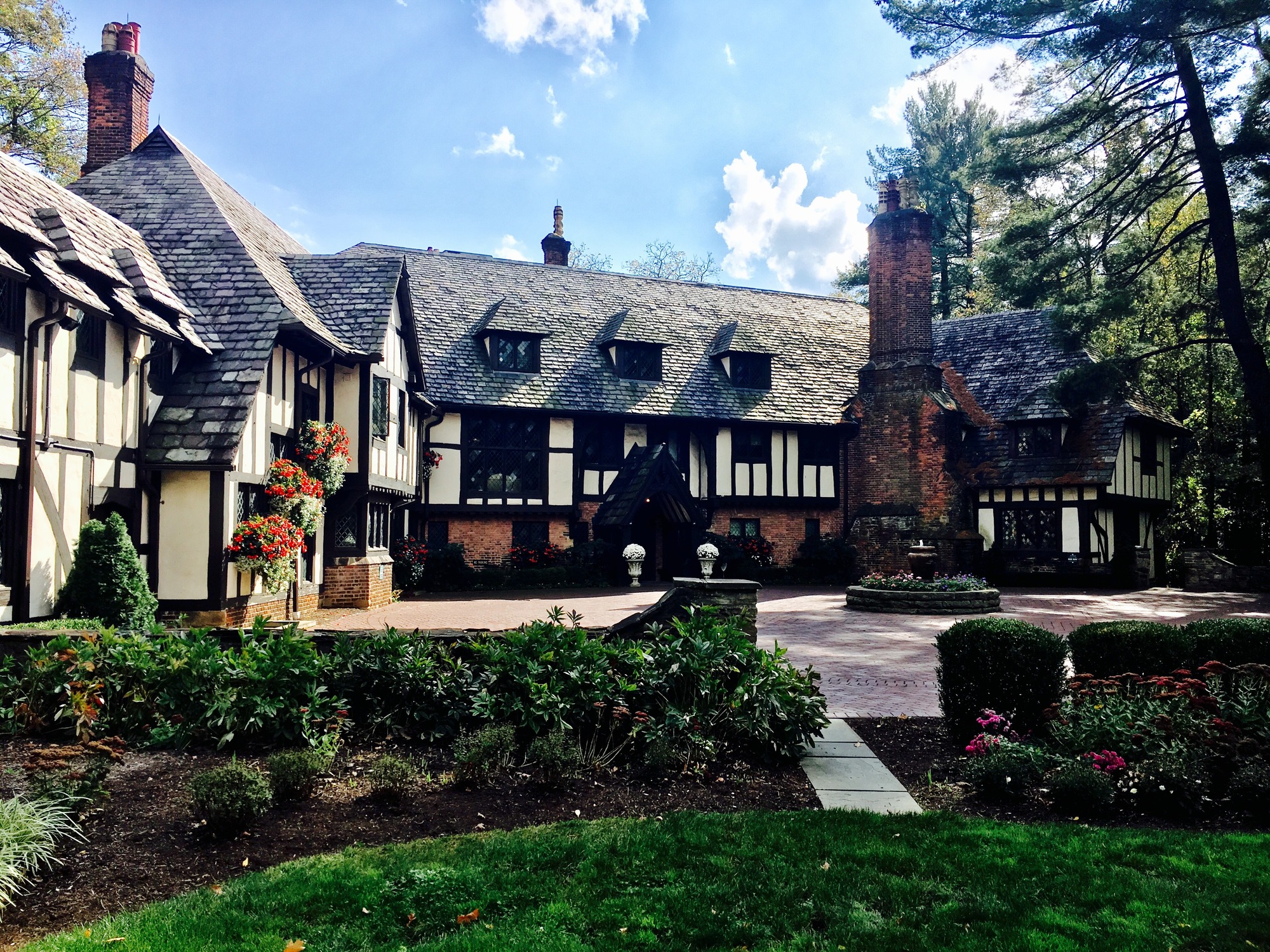 An Evening of History: A Cleveland Storyteller Event