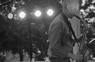 Hendectet Jazz Collective featuring Bobby Selvaggio