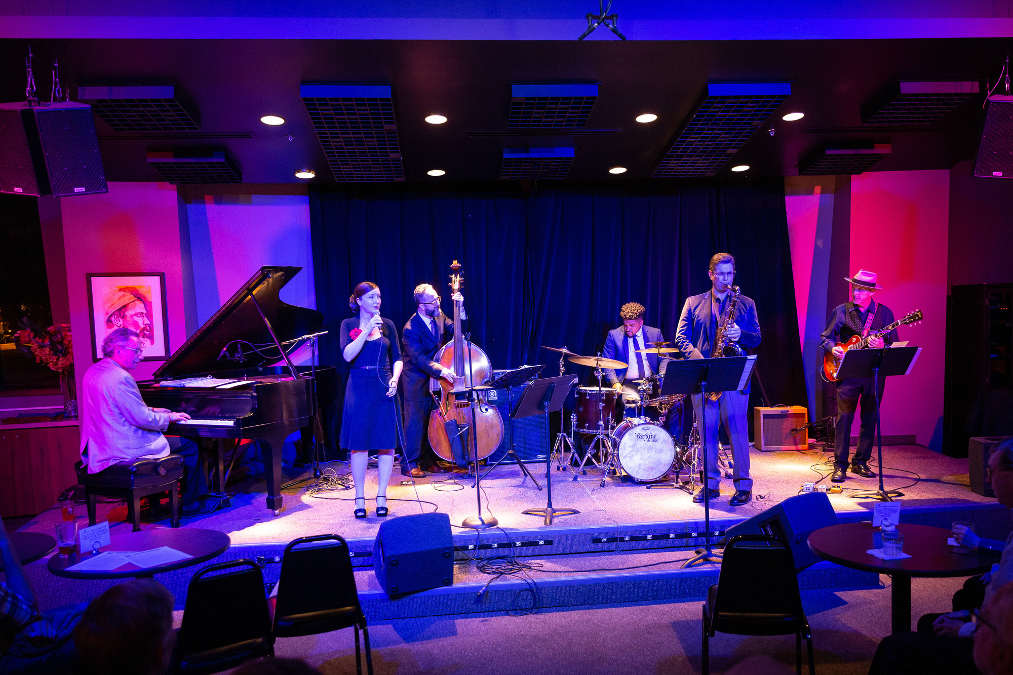 Red Light Roxy @ BOP STOP